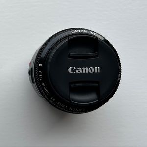 Canon EF 50mm f/1.8 II lens